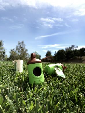 Leash Dispenser w/Dog Waste Bags