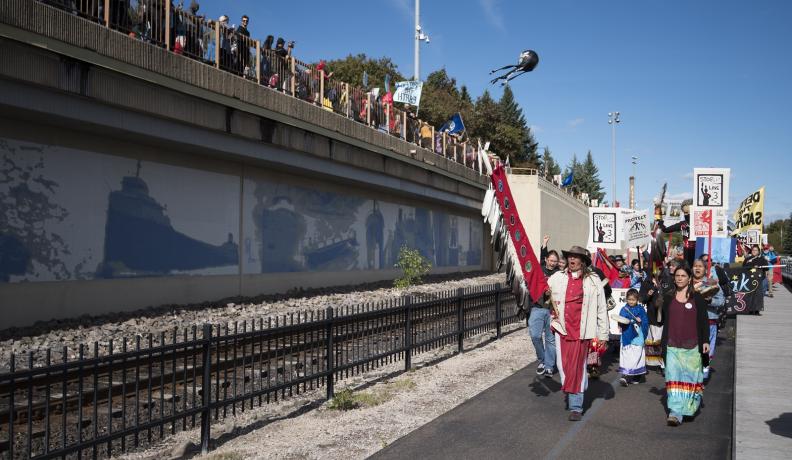 protest to stop line 3