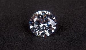 Image: diamond. Topic: Ethical Jewelry: Digging for Gems